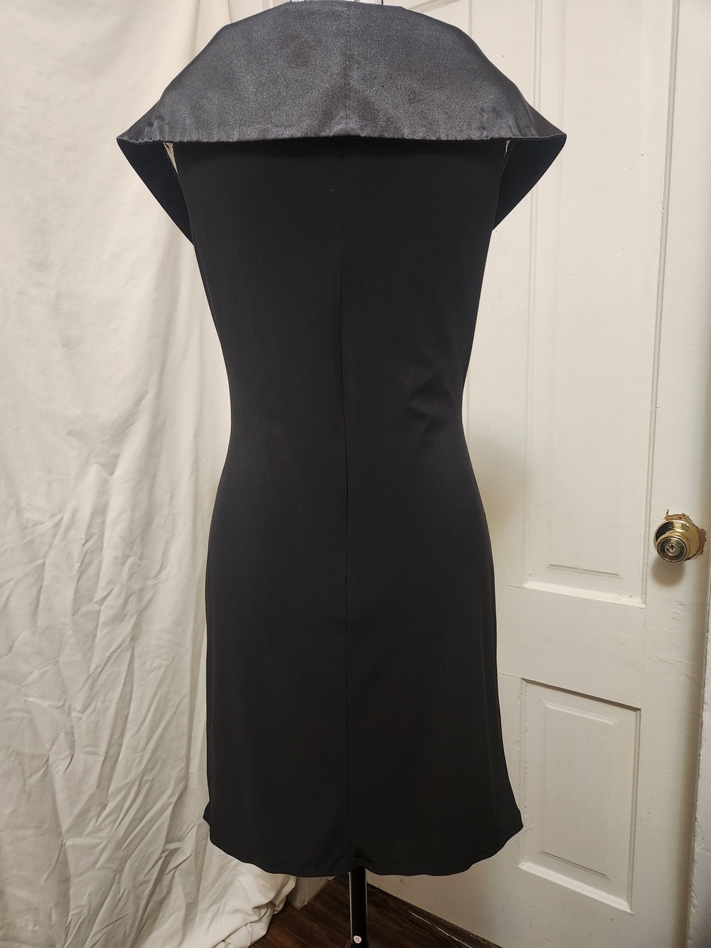 Scarlett Nite Black Ruched Wide Collar Sleeveless Evening Dress Sz 10 Like New! - Picture 3 of 14